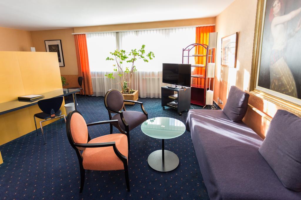 Hotel Comedie Γενεύη Εξωτερικό φωτογραφία